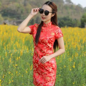 ชุดตรุษจีนผู้หญิง (ชุดกี่เพ้า) แบบสั้น สีแดง